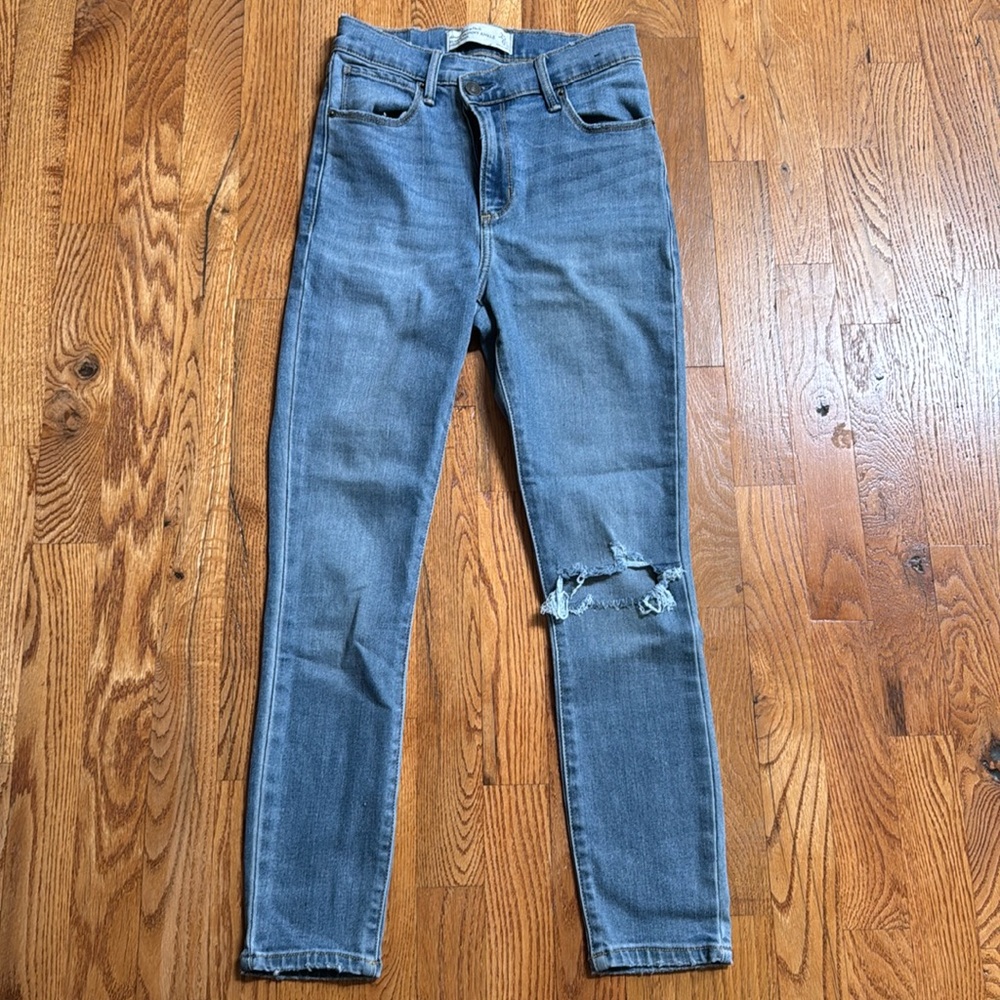 Abercrombie & Fitch super skinny ankle high rise cross waist size 25/0s